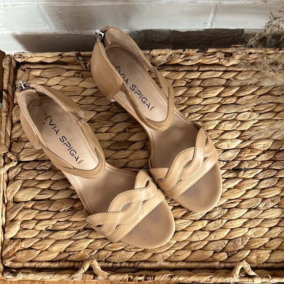 VIA SPIGA Jane Leather Block Heel Sandal - Picture 7 of 7